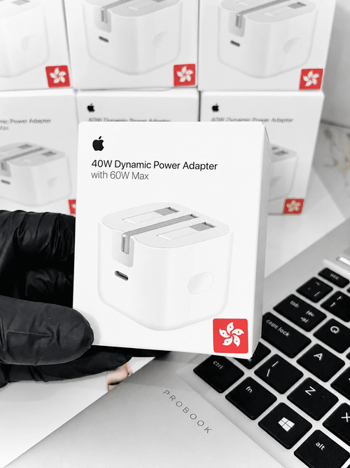 Apple 40W dynamic USB-C power adapter with 3-pin plug
