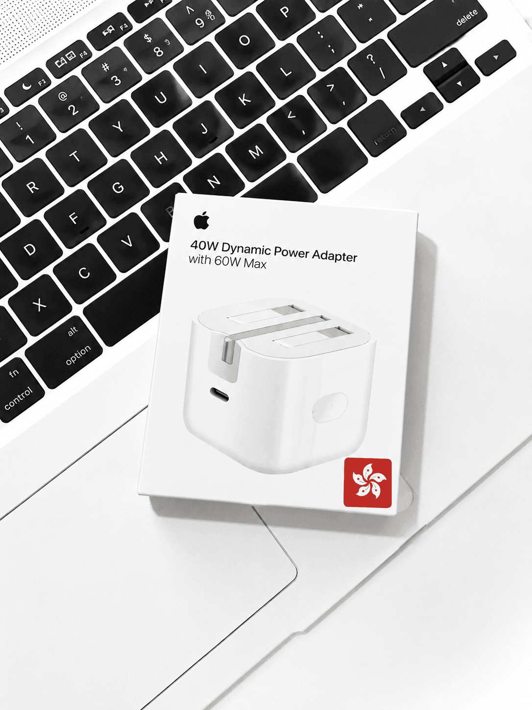 Apple 40W dynamic USB-C power adapter with 3-pin plug